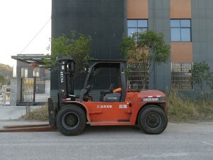 10噸4米叉車